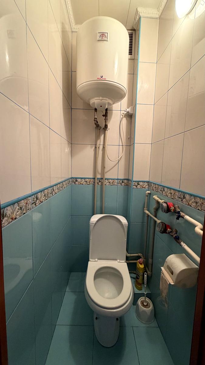 1872978567400708