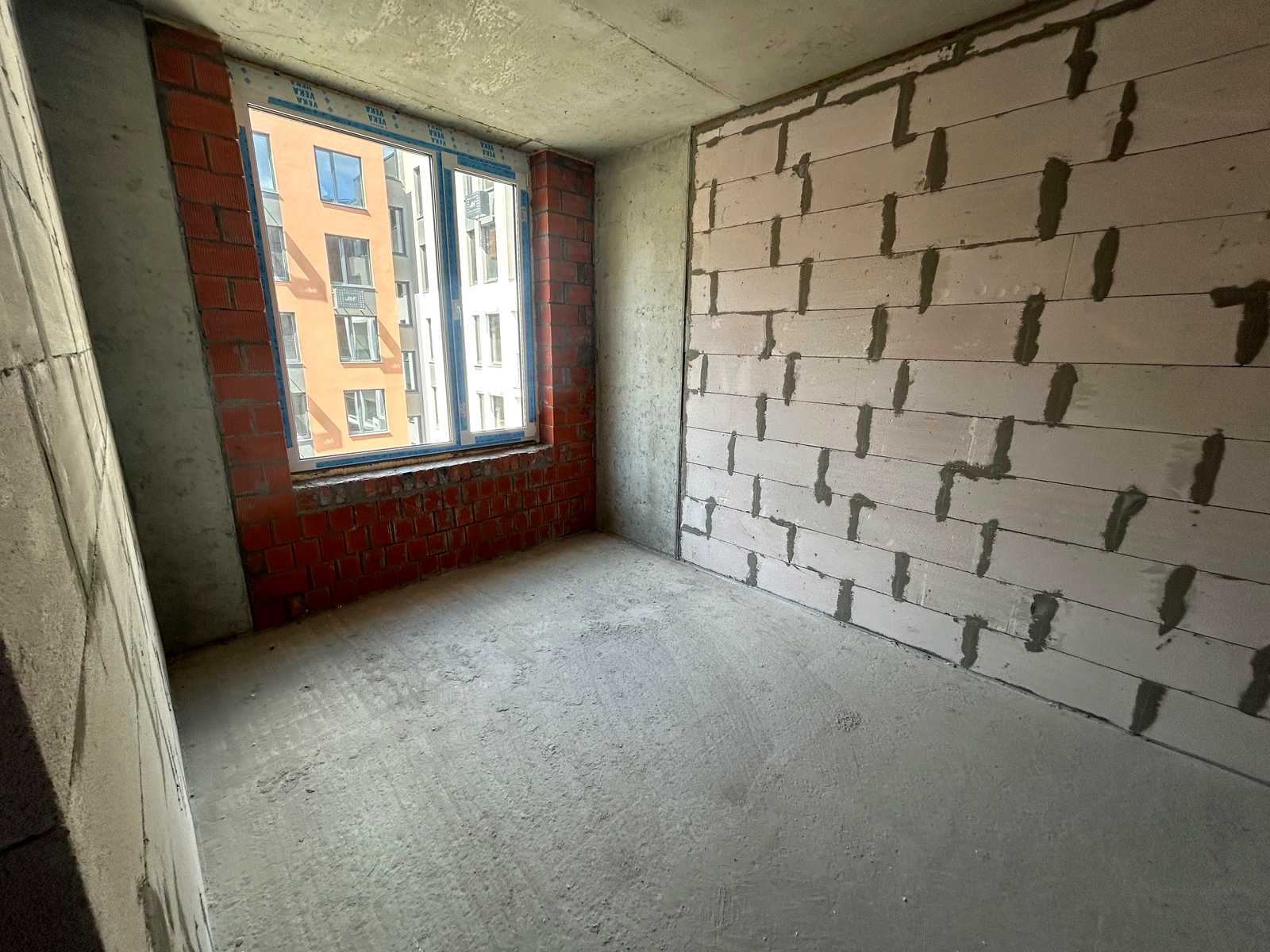 1872980117213729