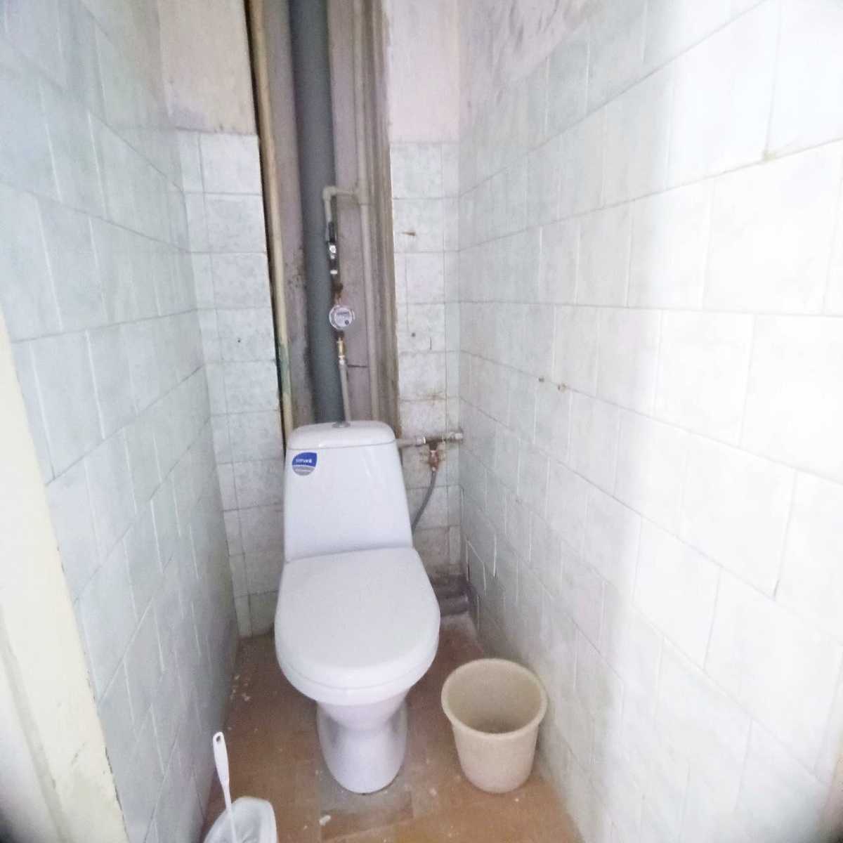1873021359175548
