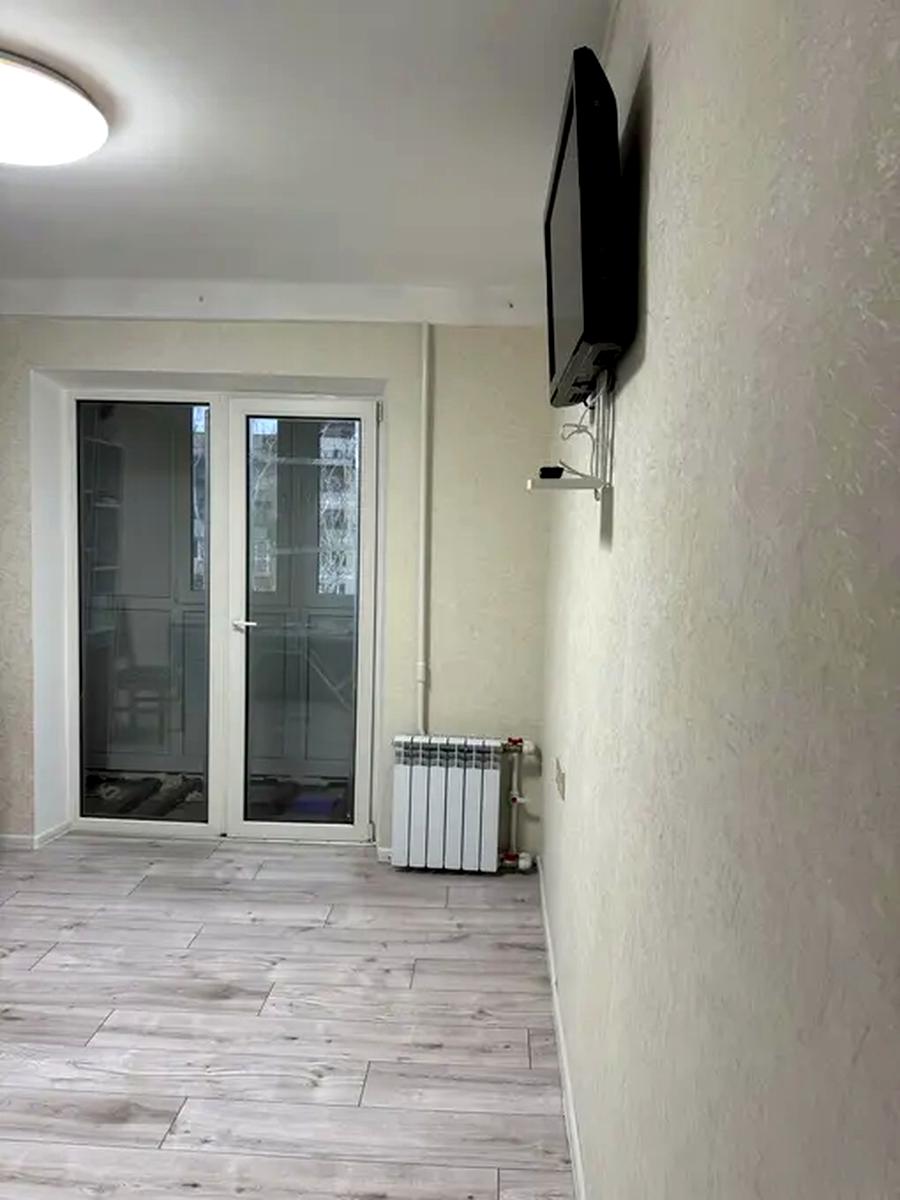 1873036046053658