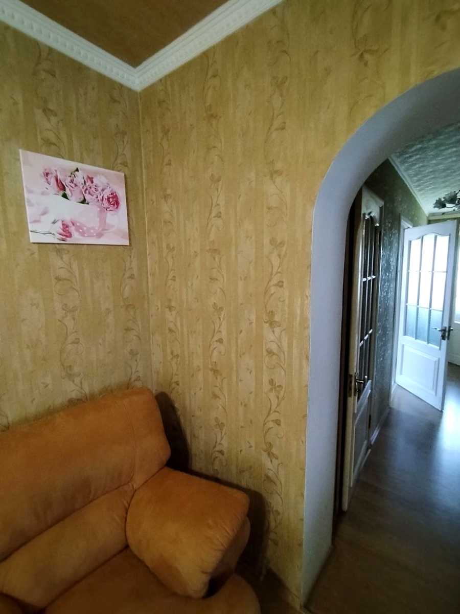 1873040663362302