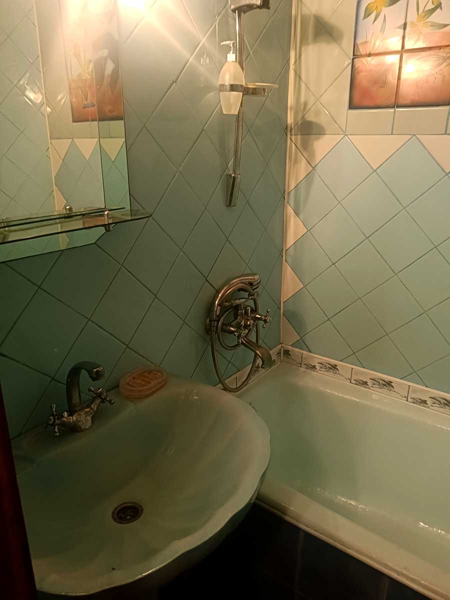 1873046137751573