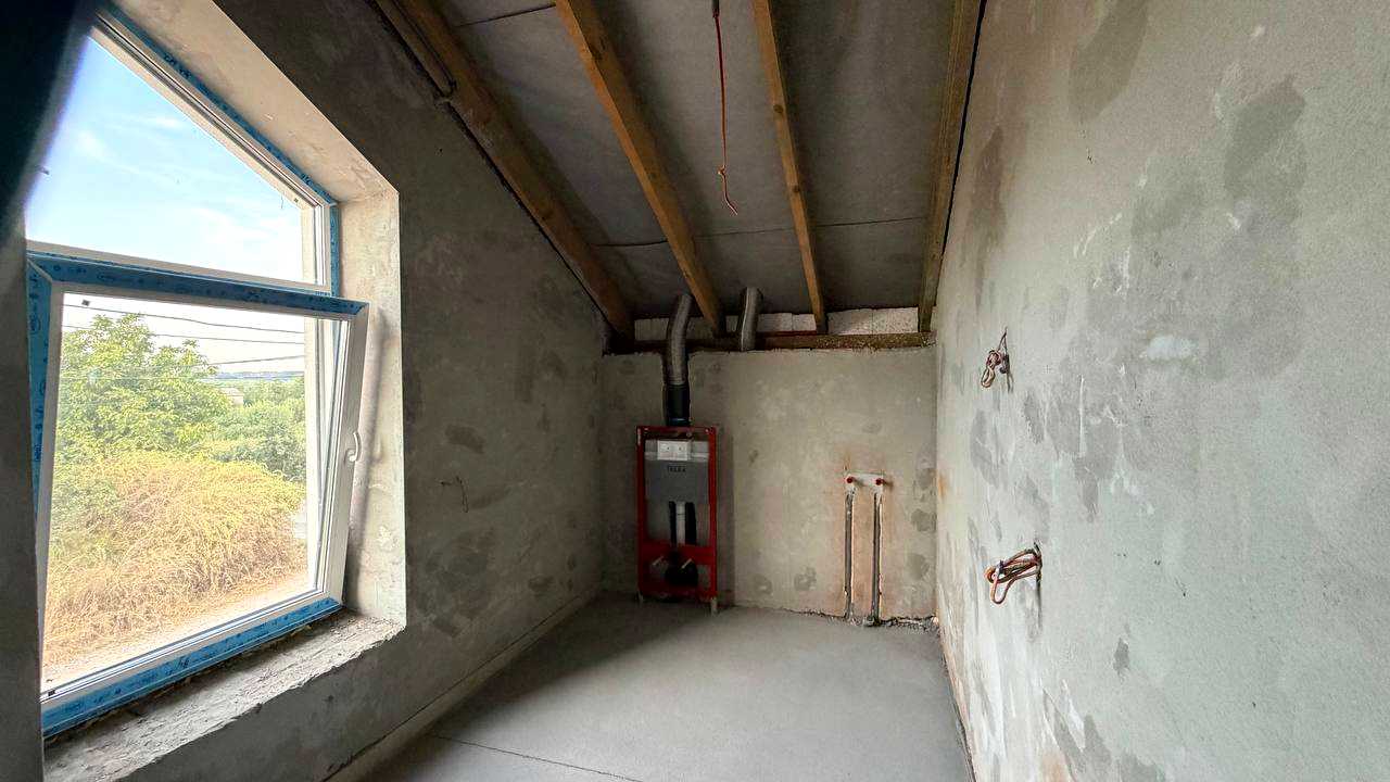 1873046256743284