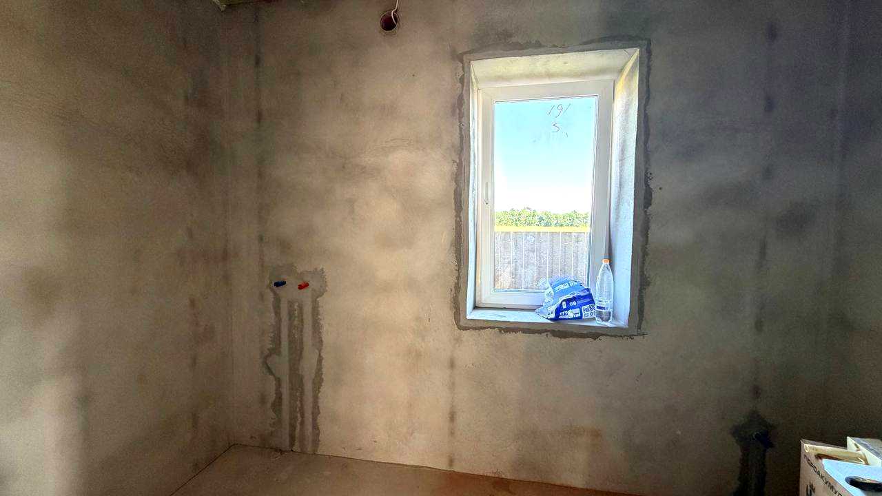 1873048469670122