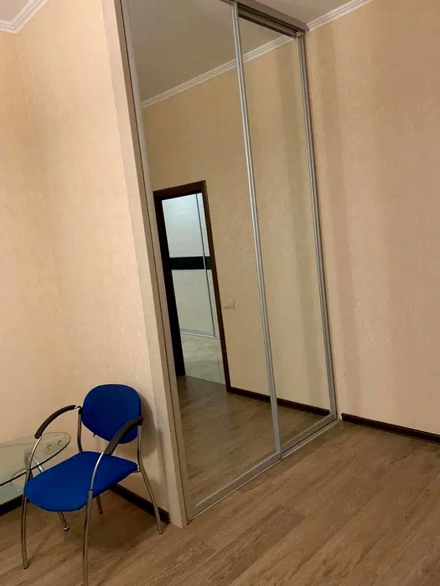 1873050254074817