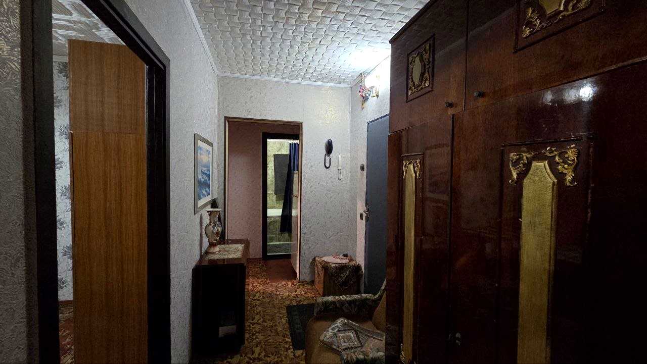 1873054828682084