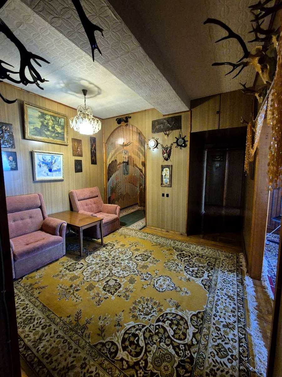 1873066040941844