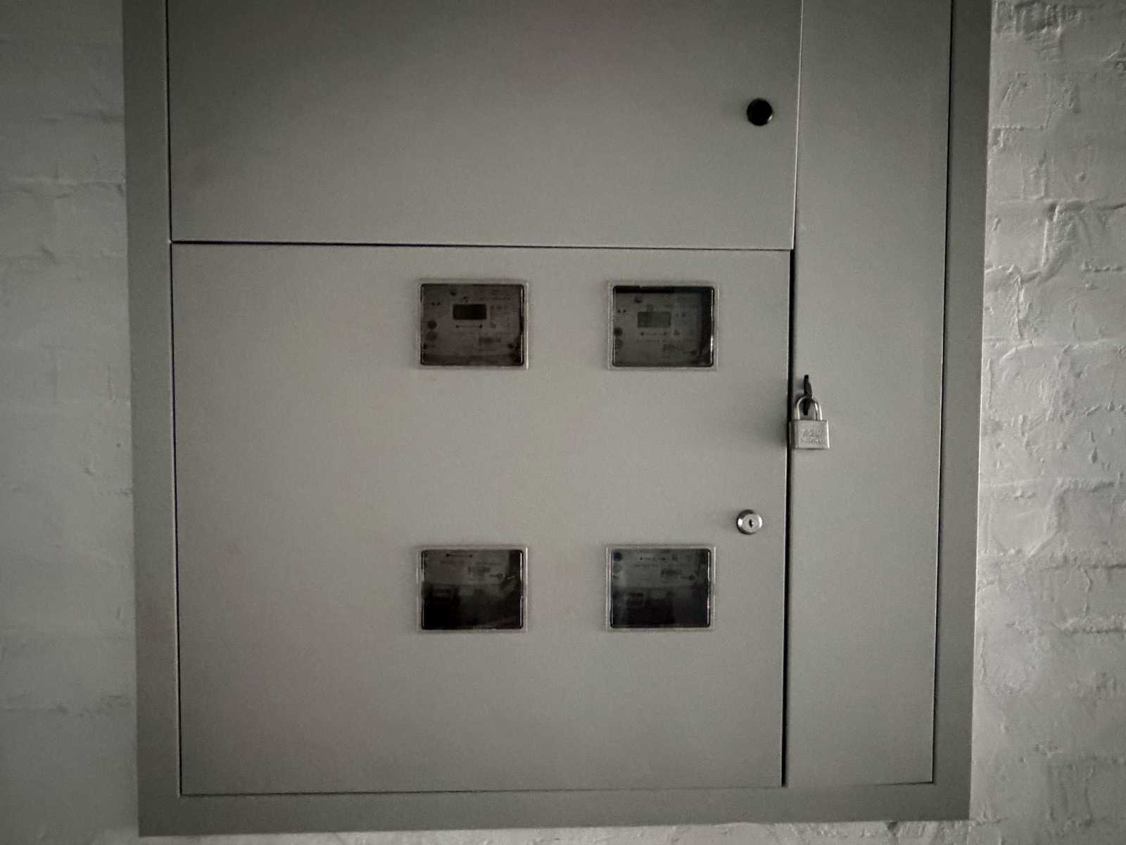 1873070392486360
