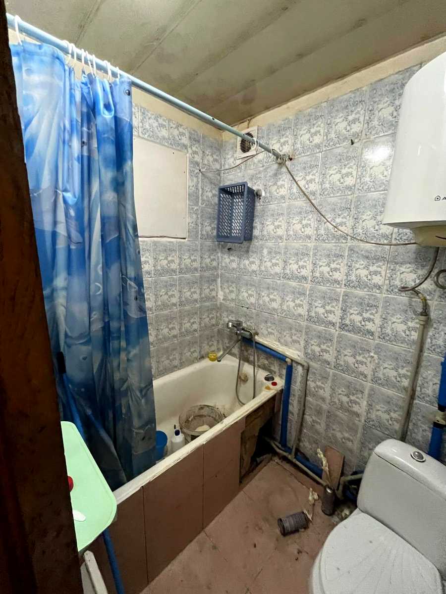 1873119393681341