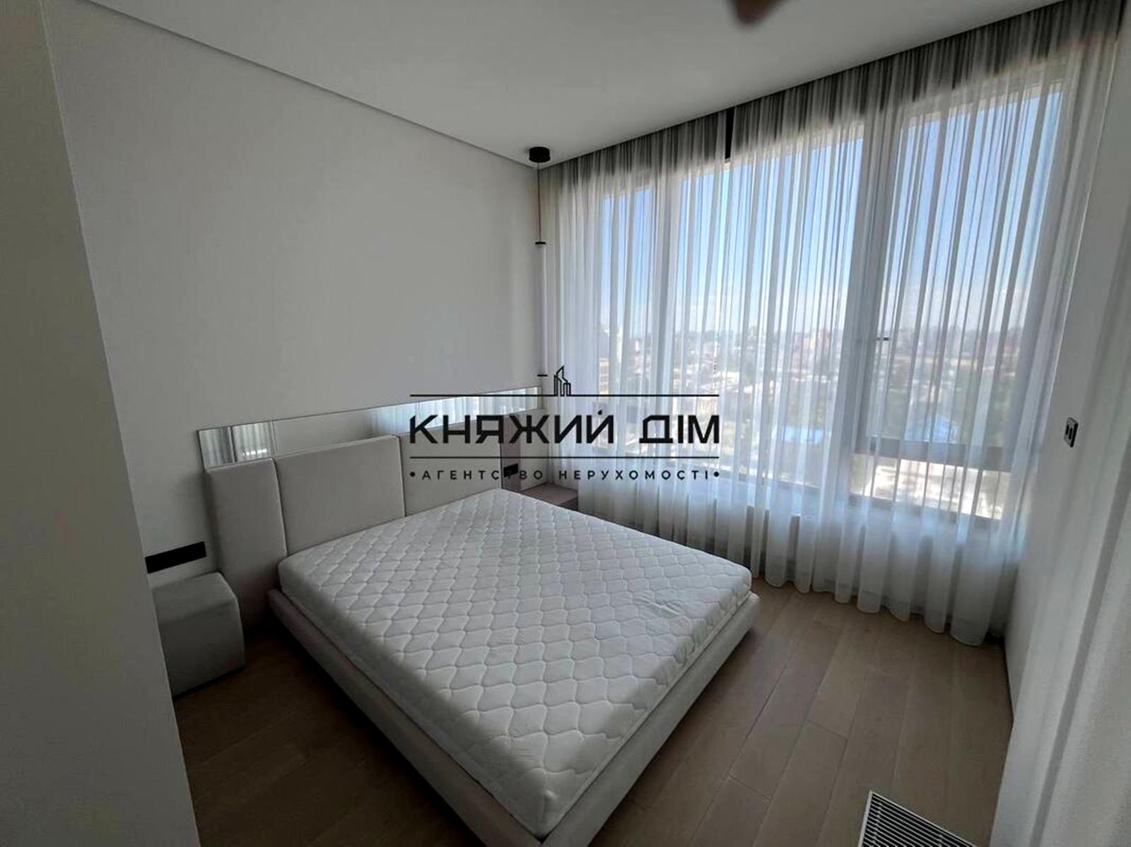 1873119703538910