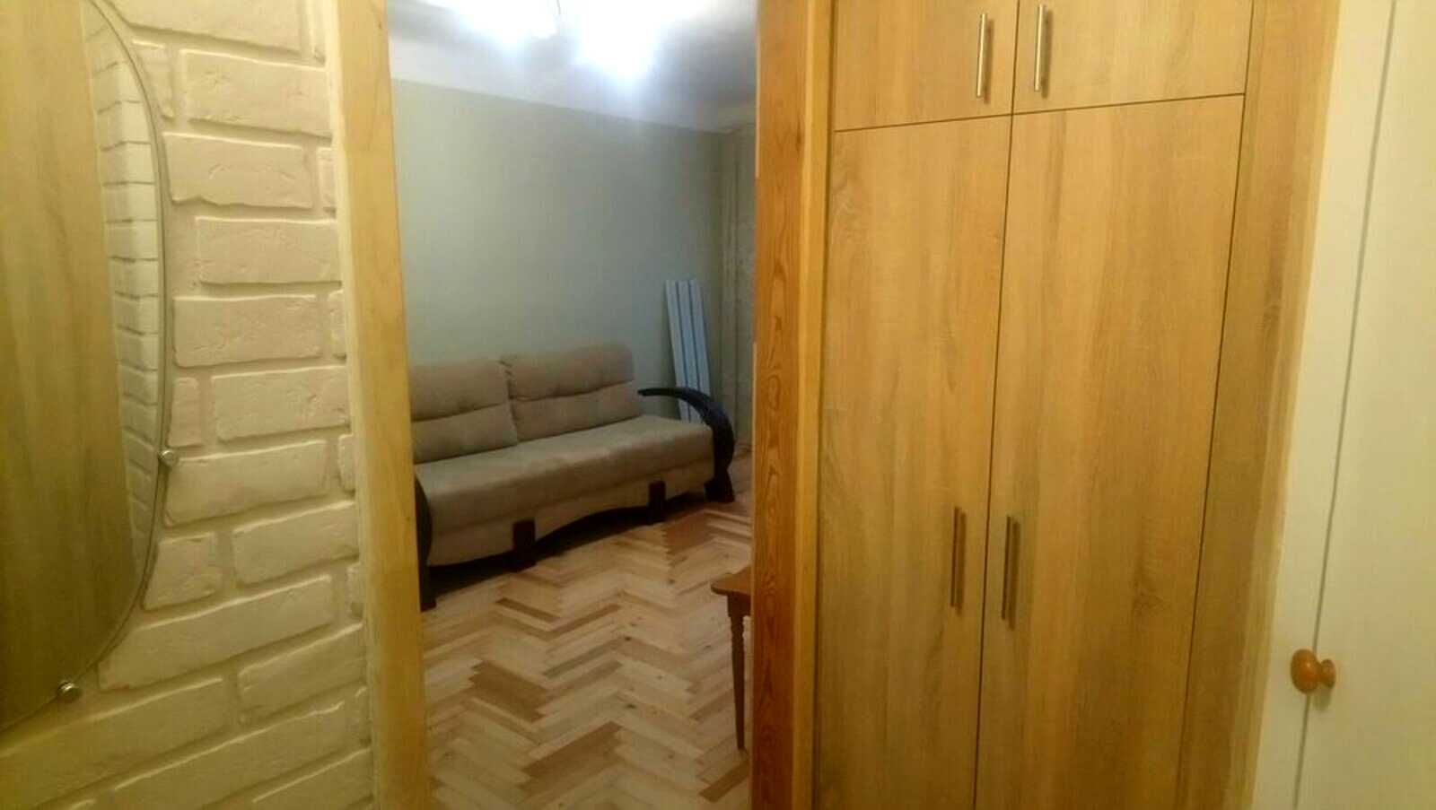 1873122411950283