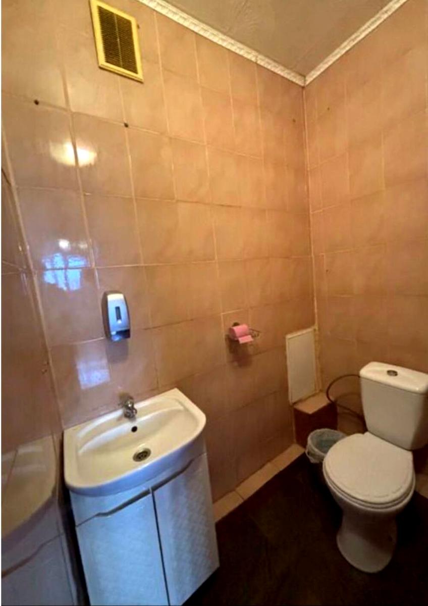 1873133588759762