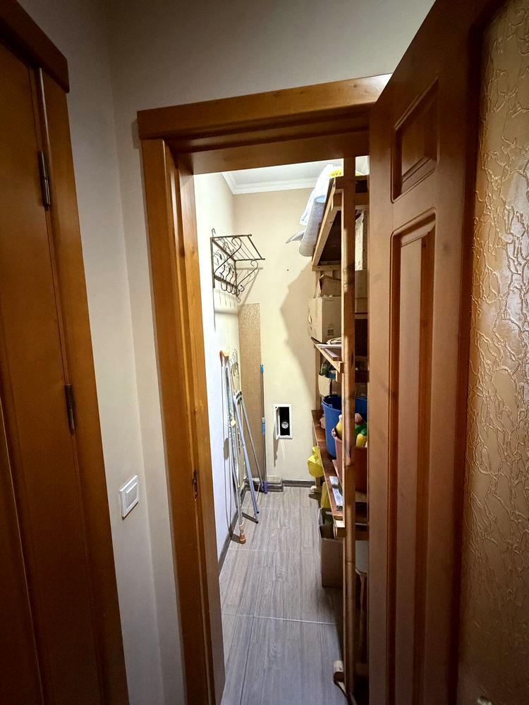 1873134638454359