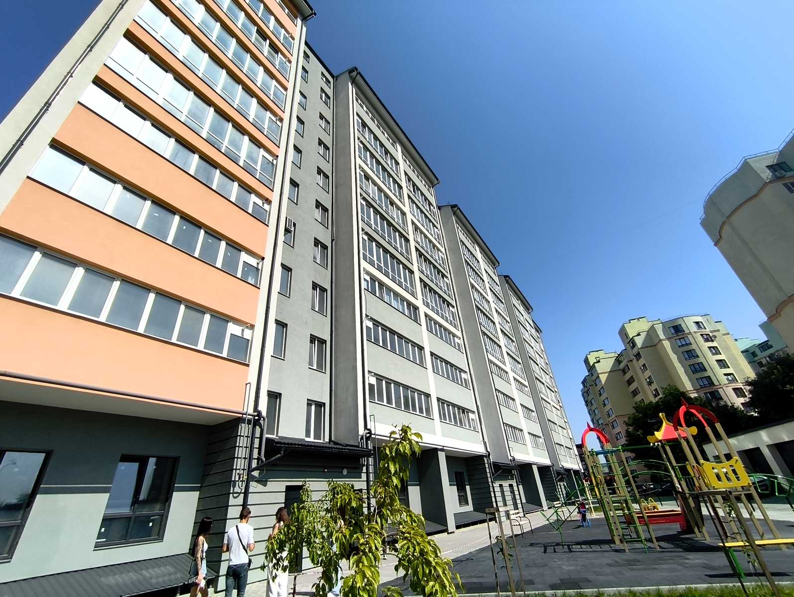 1873138294195117