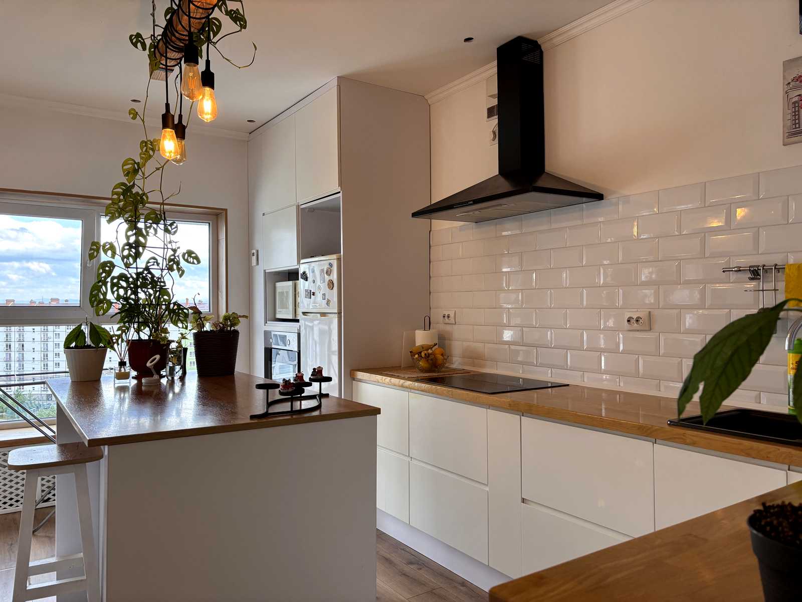 1873143783811465