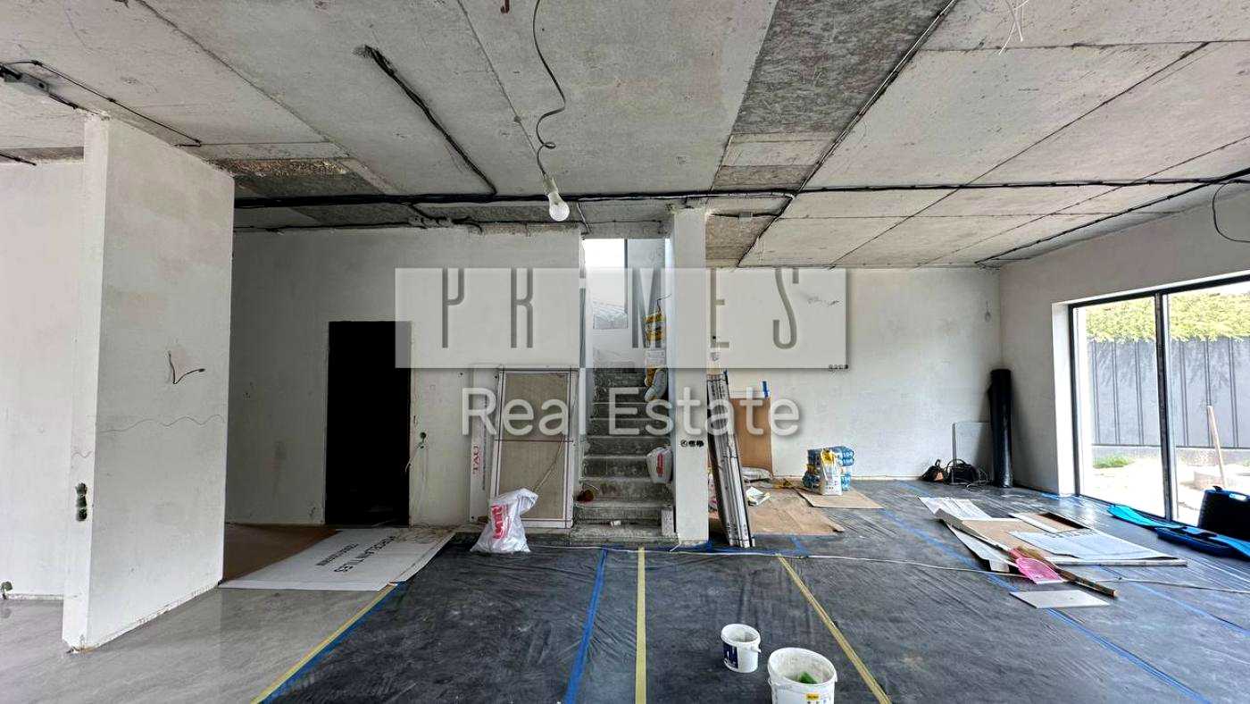 1873146617678516