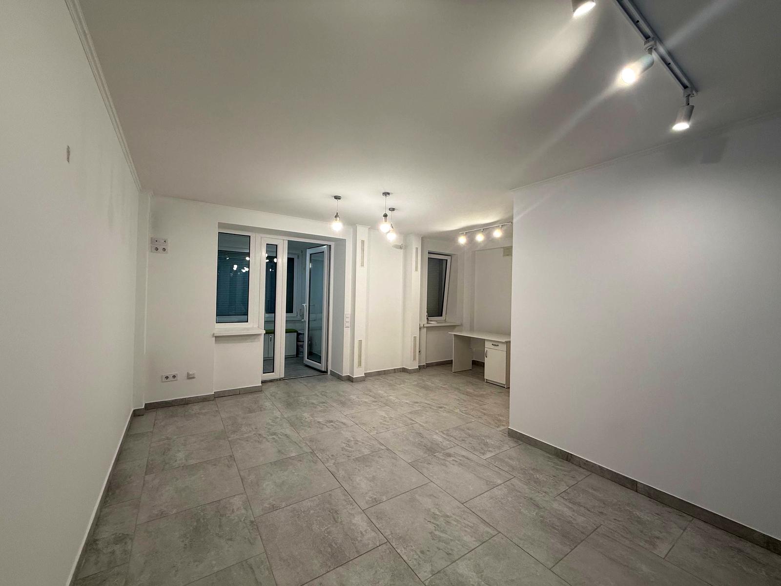 1873153776395695