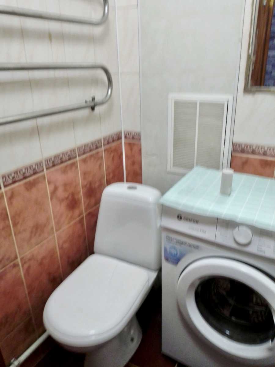 1873157805470924