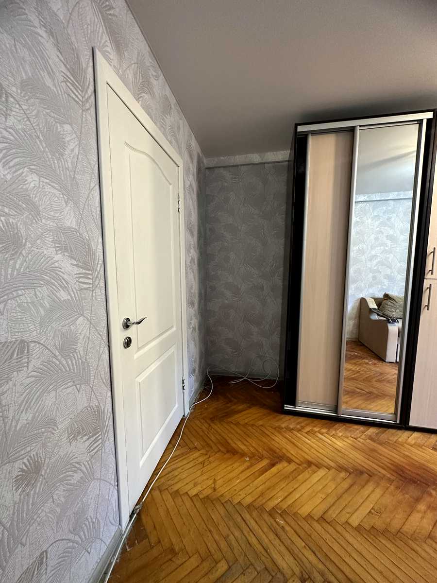 1873171983282580