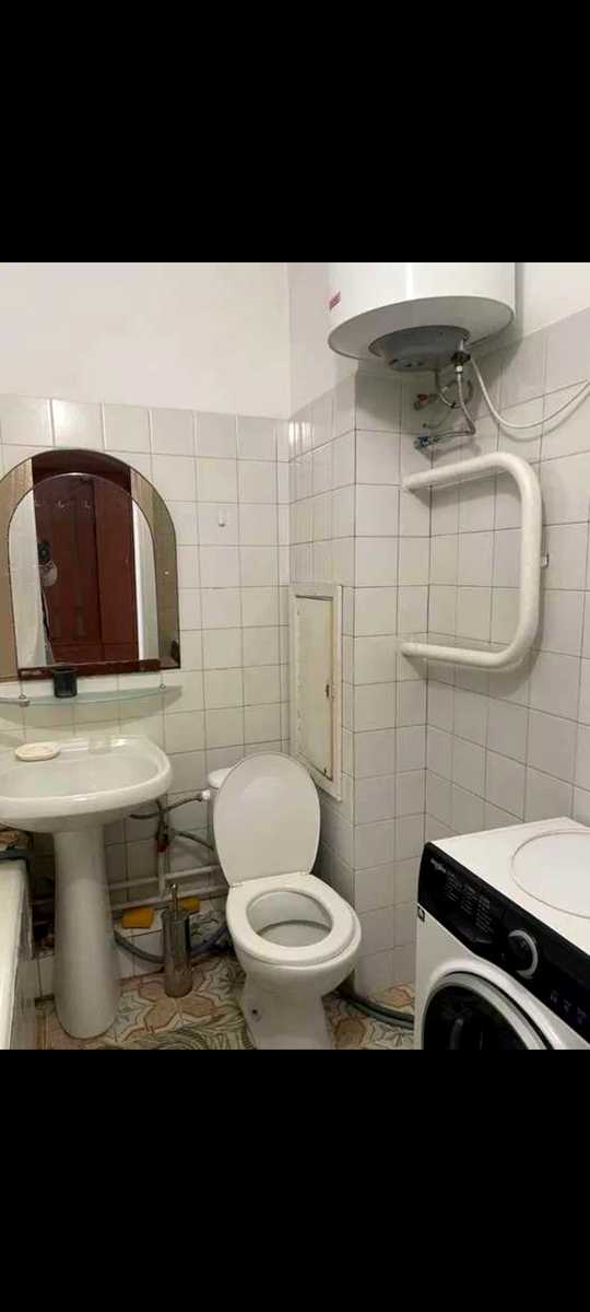 1873172291277377