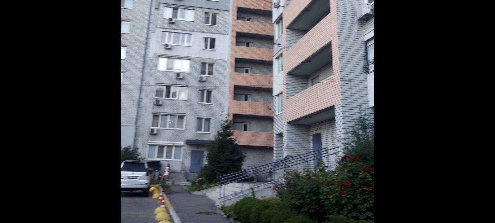 1873182596081425