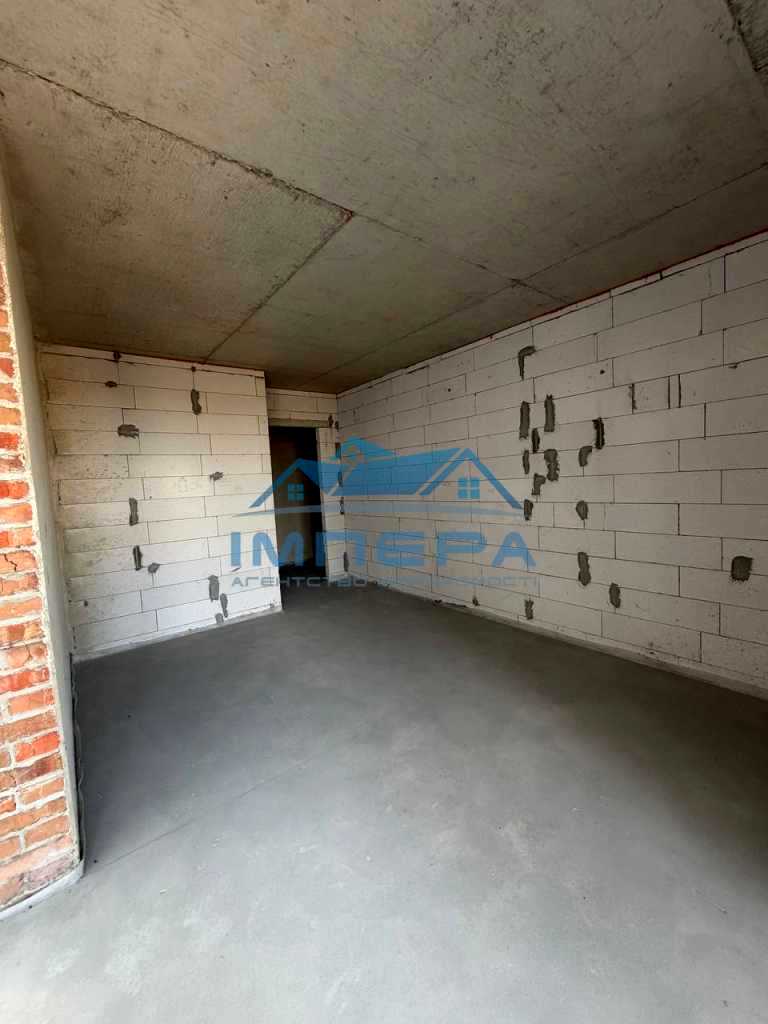 1873208310857419