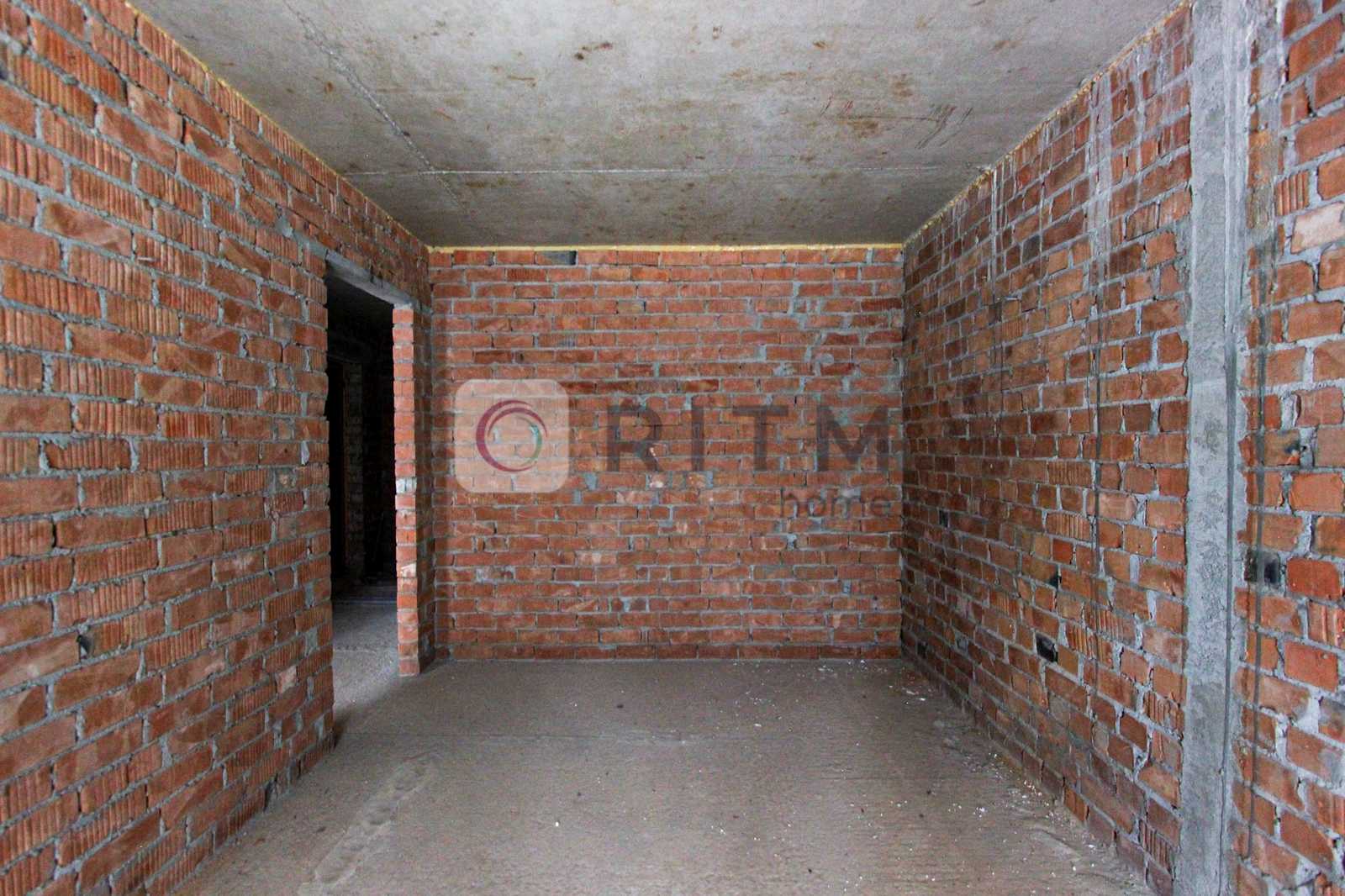 1873213104050111