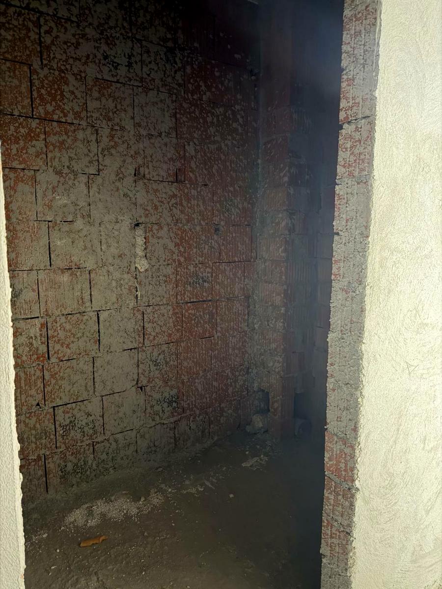 1873214708018550
