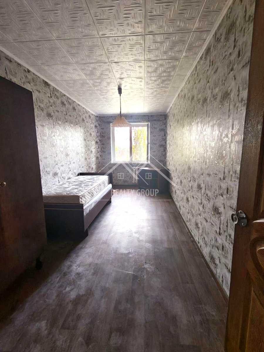 1873215286238924
