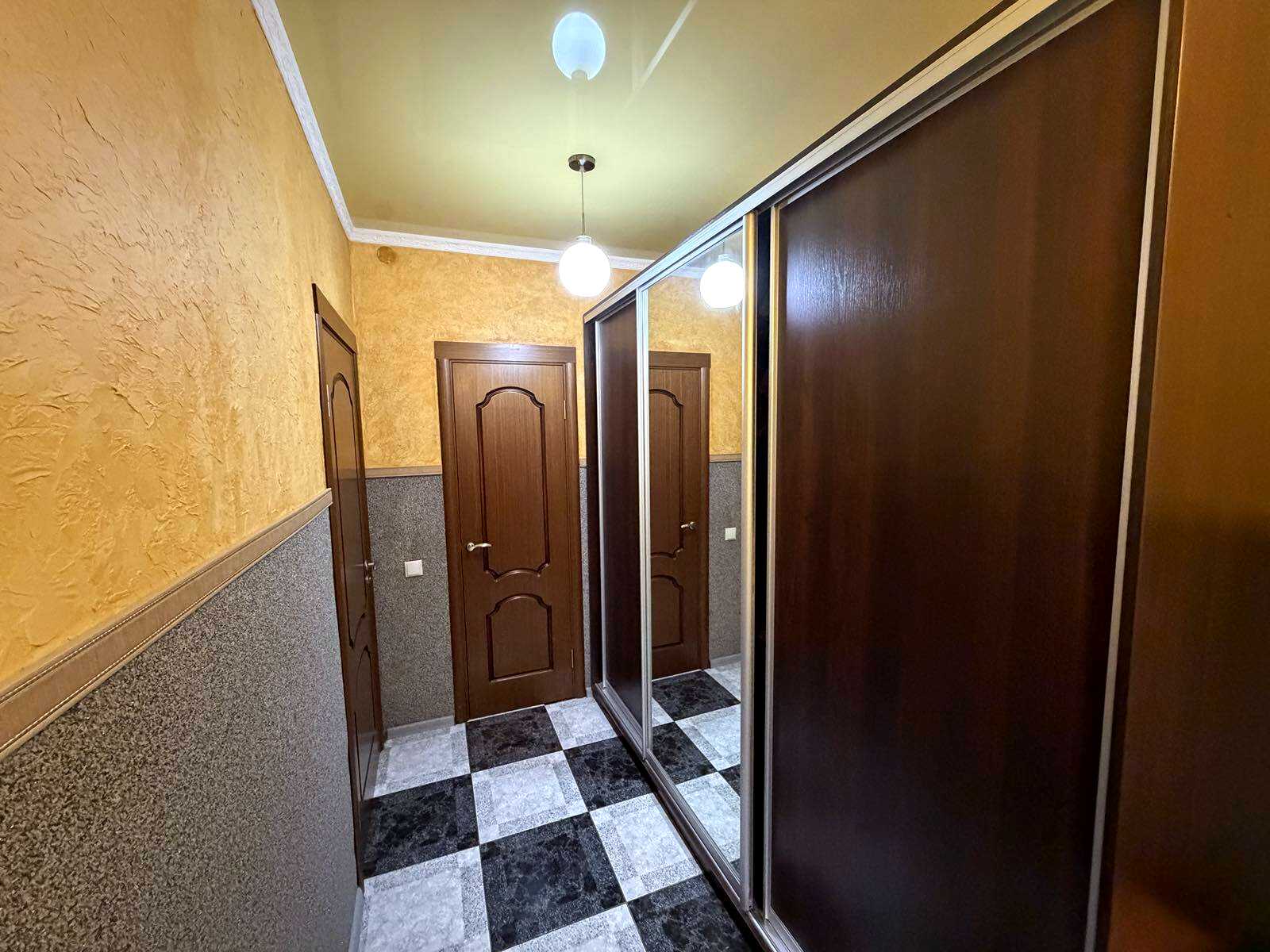 1873216501571089