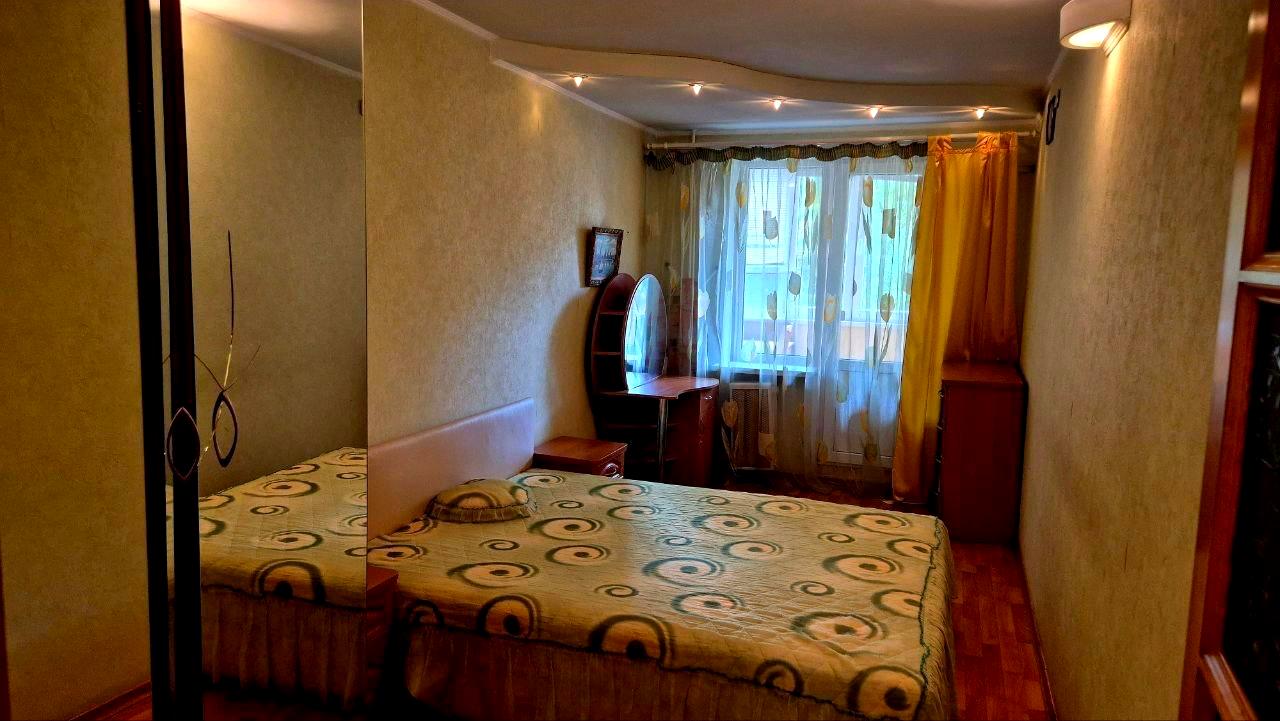 1873216866383600