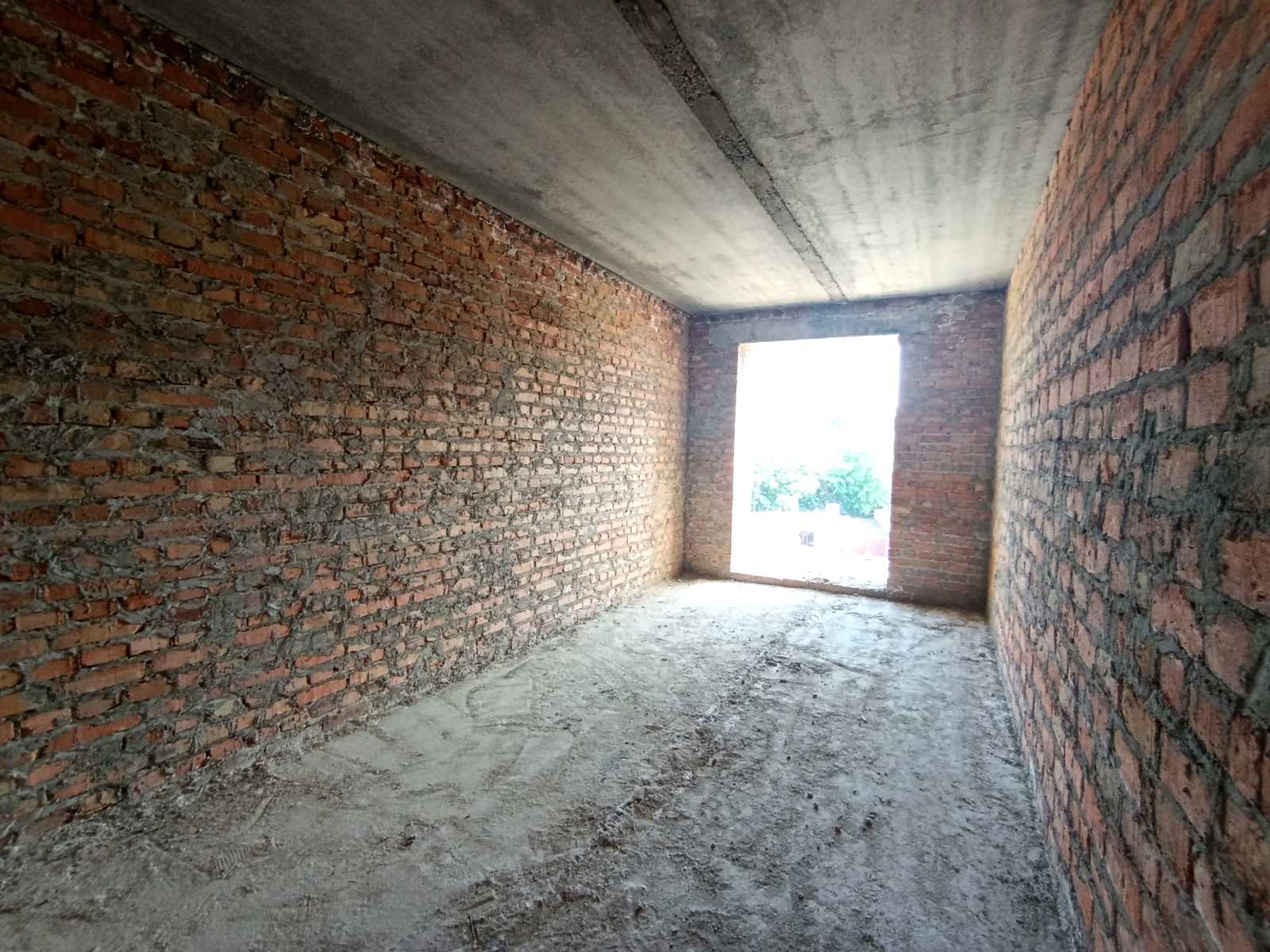 1873217874733824