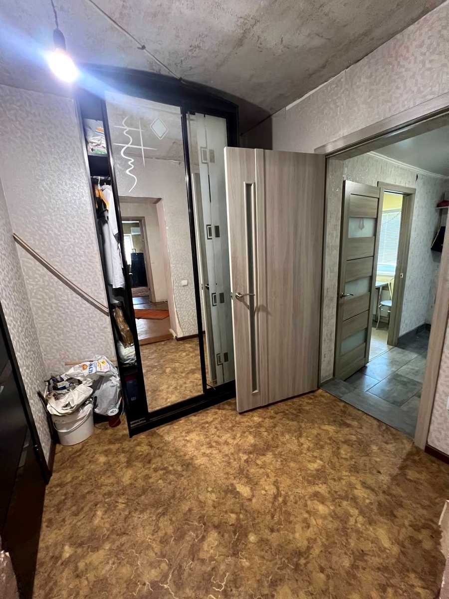 1873224383608702