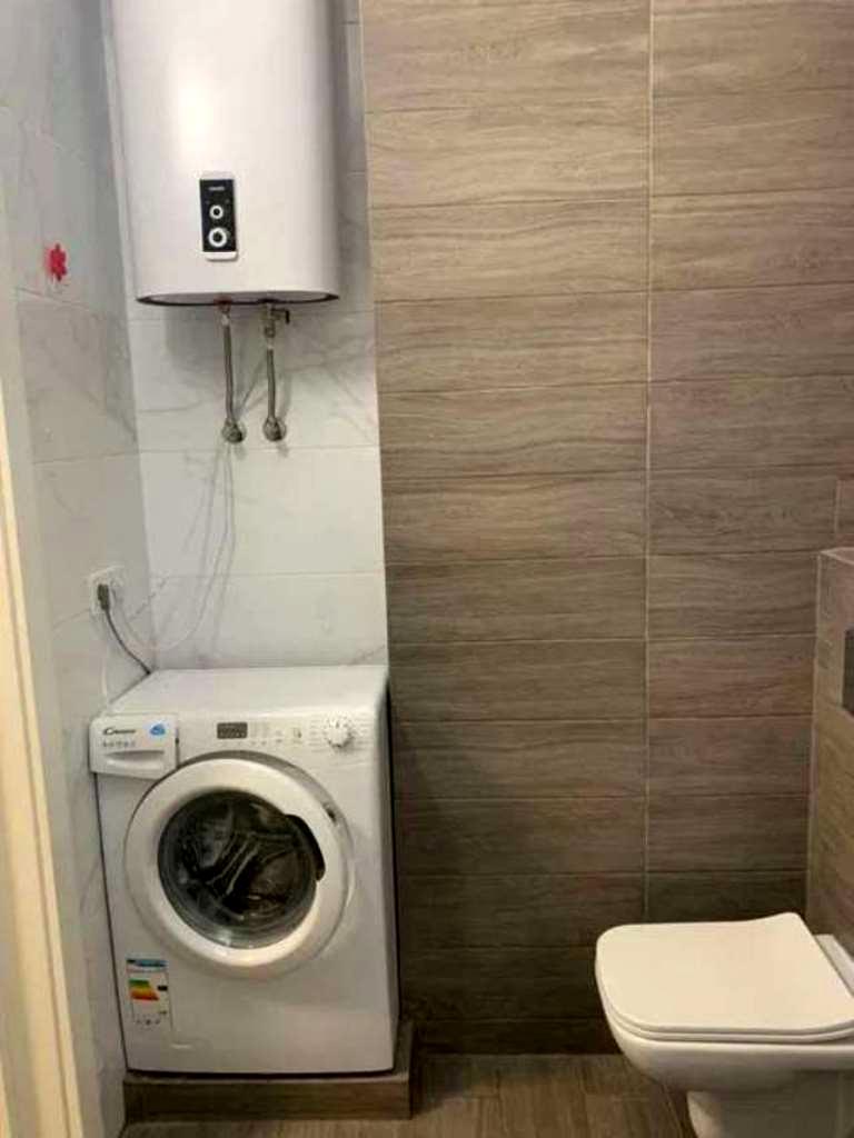 1873225040804477