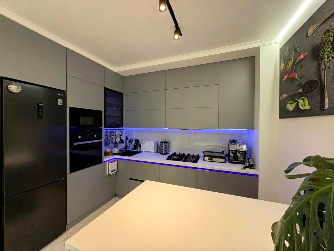 1-кімнатна квартира за адресою вул. Спортивна (площа 48 м²) - фото 5 1-кімнатна квартира за адресою вул. Спортивна (площа 48 м²) - Atlanta.ua - фото 5