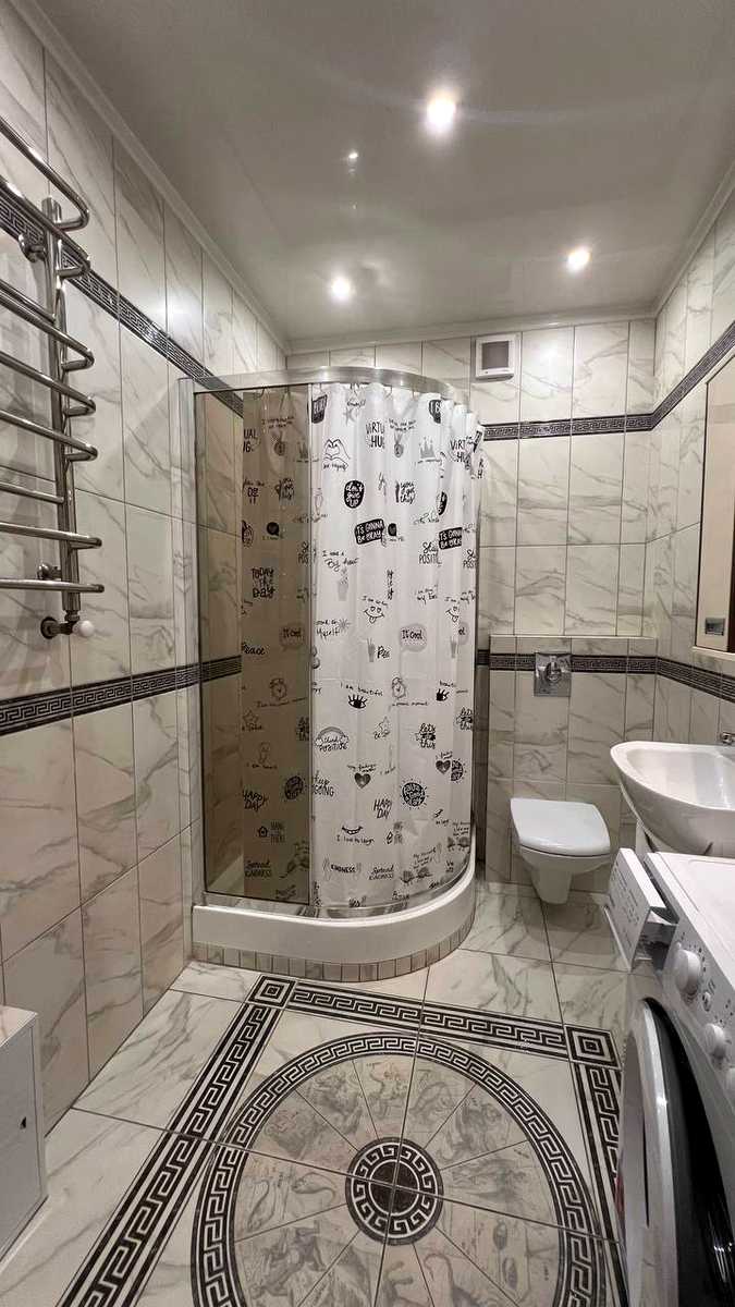 1873229198308572