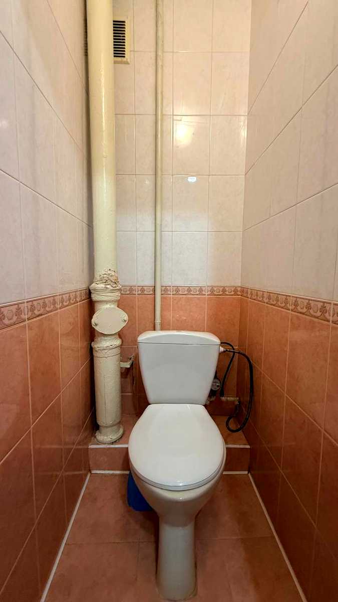 1873233041899744