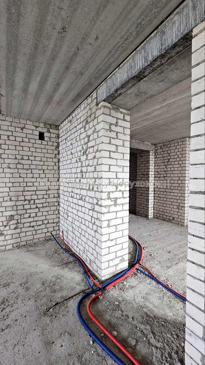 1873233132114944