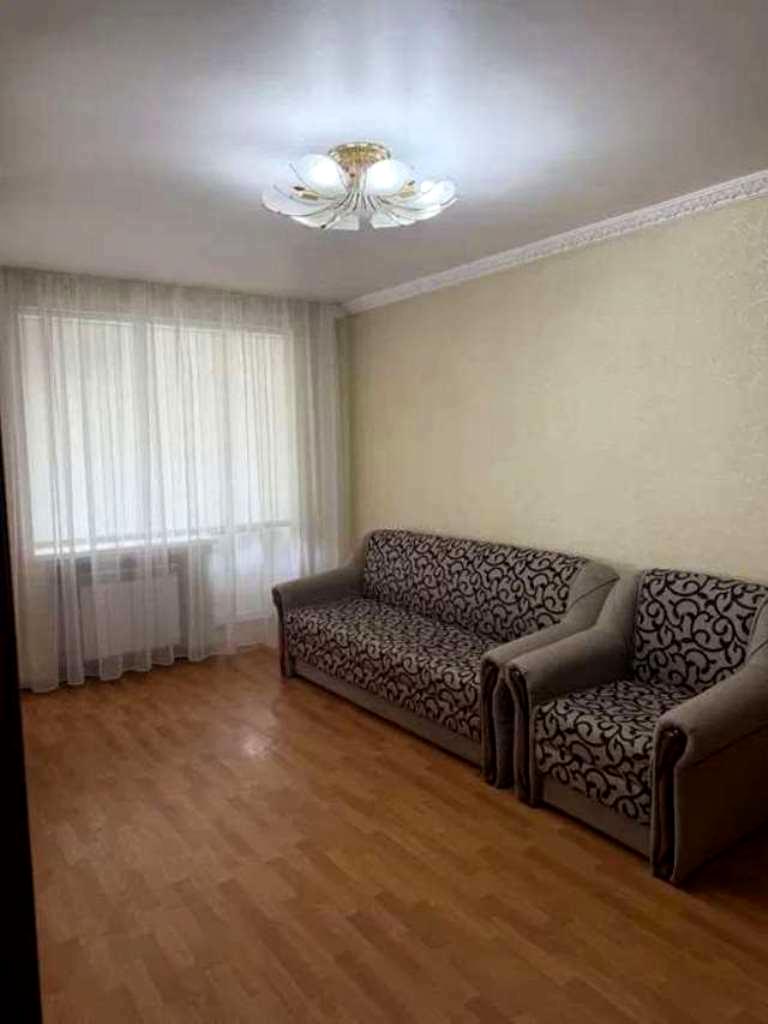1873234632702697