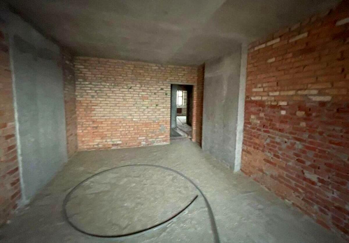 1873249300062184