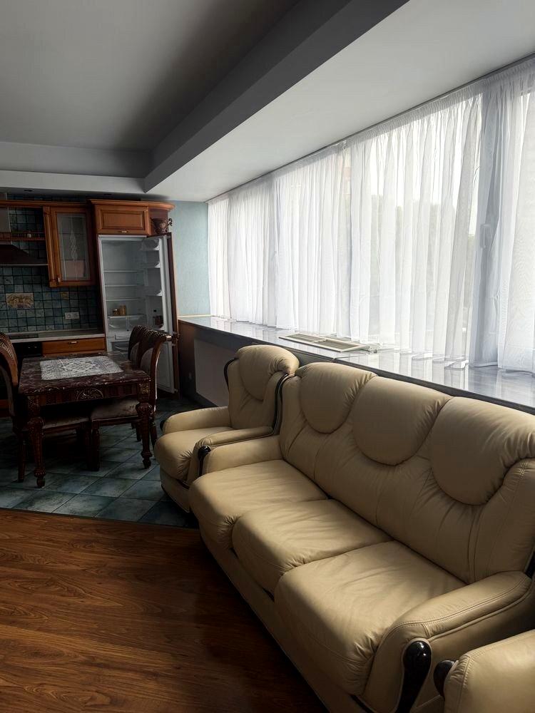 1873251337138651