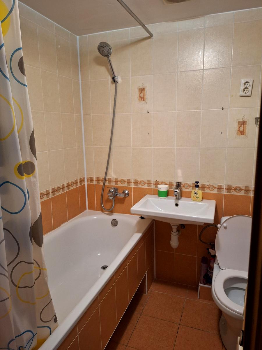 1873252955396268