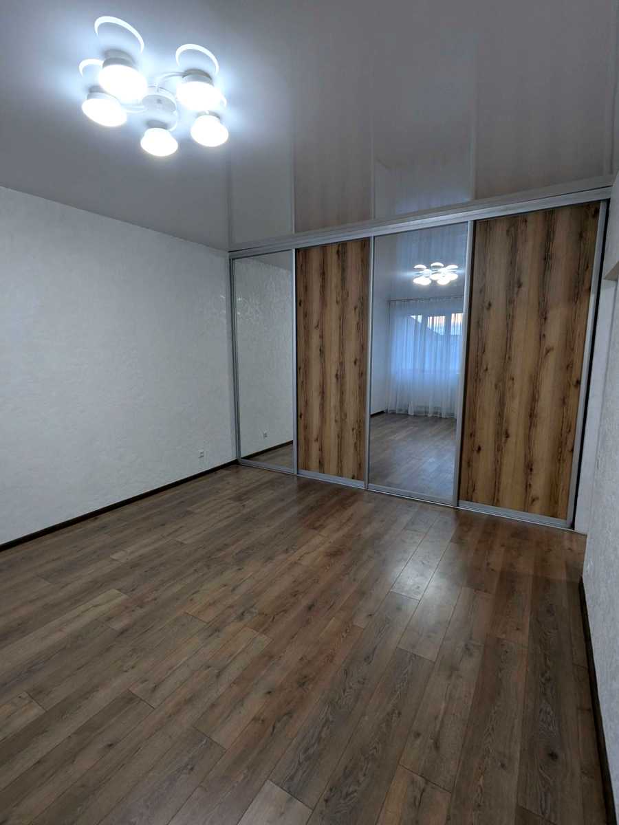 1873254682936834