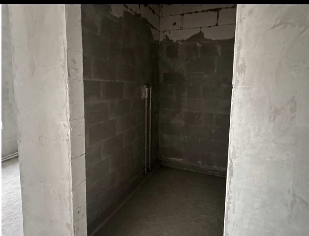 1873258784120447