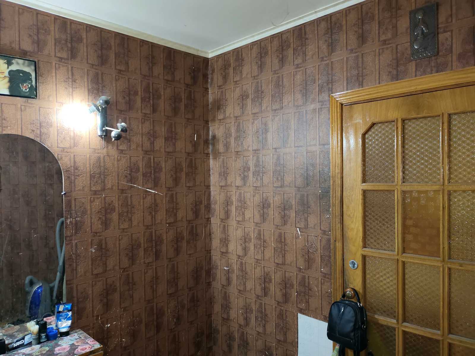1873288510716498