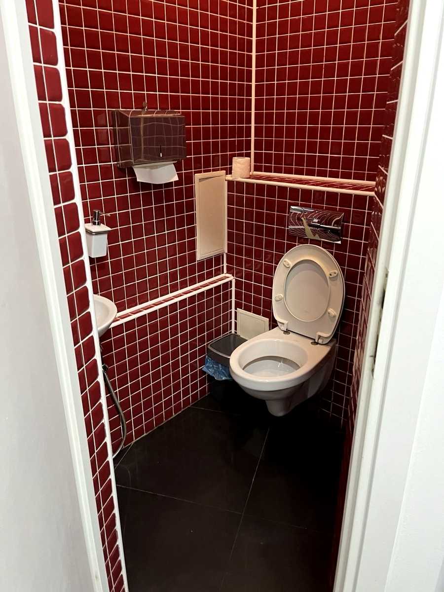 1873296911134160