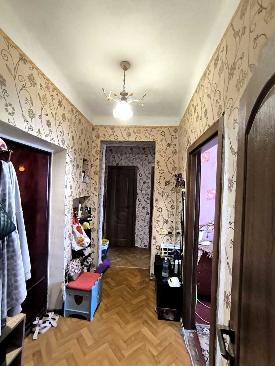 1873297777468132