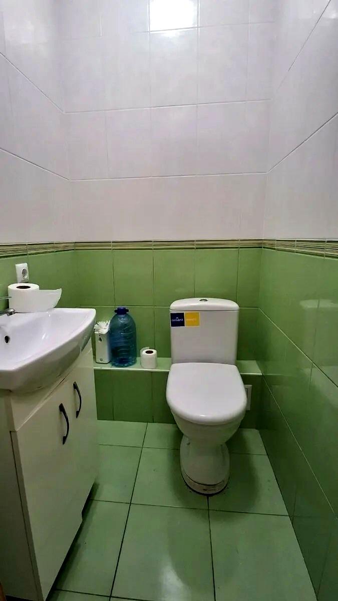 1873305741776483