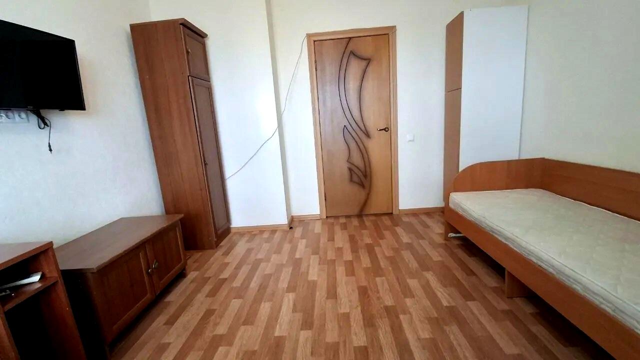 1873305743010443