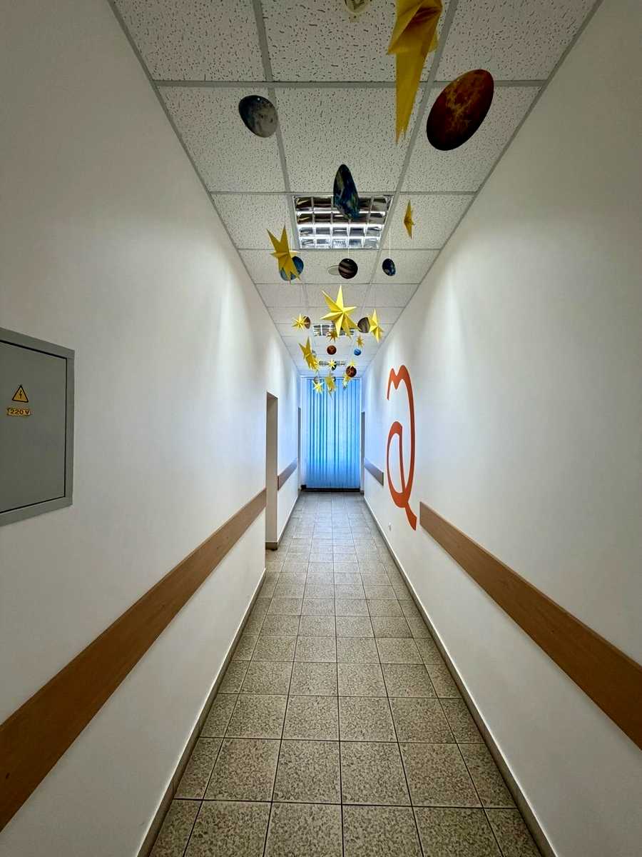 1873305743344300